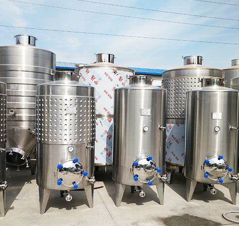 諸城健源釀酒 贛州果酒發(fā)酵桶釀酒設備