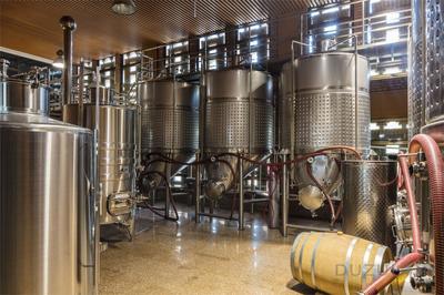 鋮鋮酒莊 打造專業(yè)啤酒設(shè)備與精釀文化